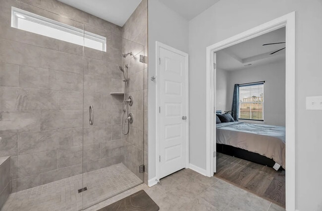 Building Photo - 4105 Da Vinci Dr