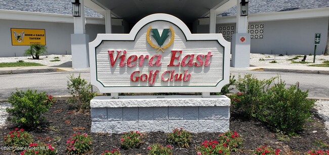 Building Photo - 2631 Canterbury Cir