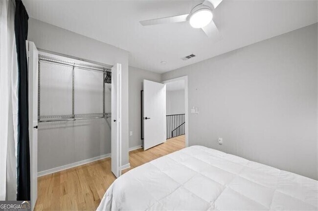 Building Photo - 1364 Rietveld Row NW