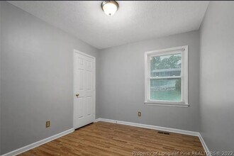 Building Photo - 1109 Odom Dr