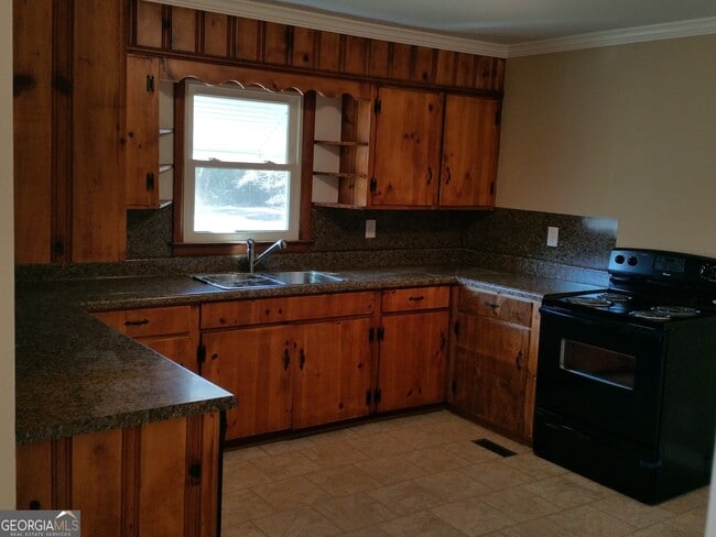 Building Photo - 61 Tram Track Rd