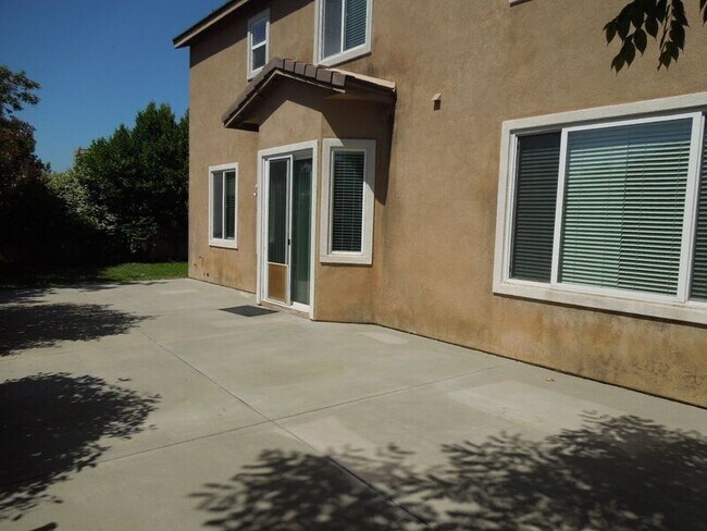 Building Photo - 39288 Half Moon Cir