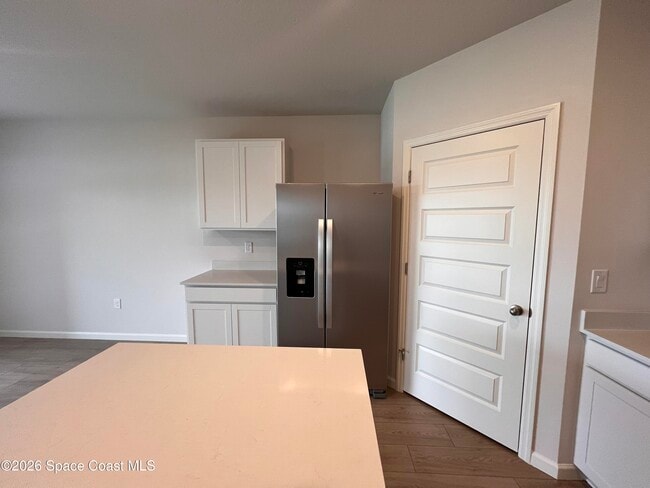 Building Photo - 1394 Garabaldi Cir SE
