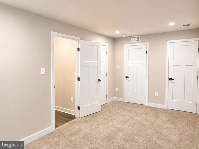 Building Photo - 340 Paca Gardens Ln