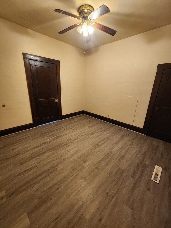 Building Photo - 1525 2nd St