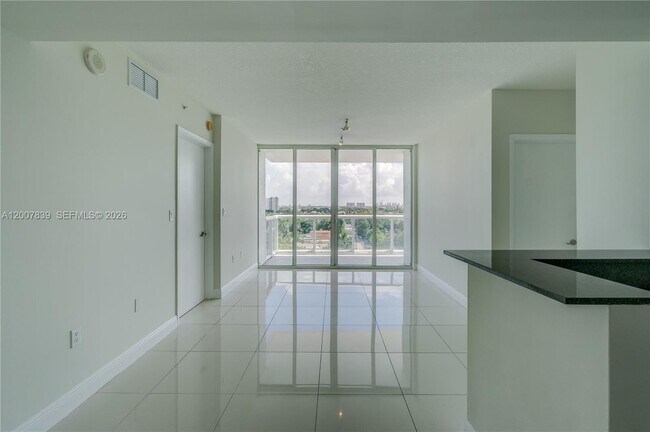 Building Photo - 1871 NW S River Dr