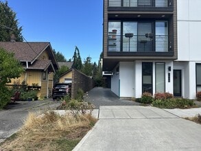 Building Photo - 1550 NW 64th St