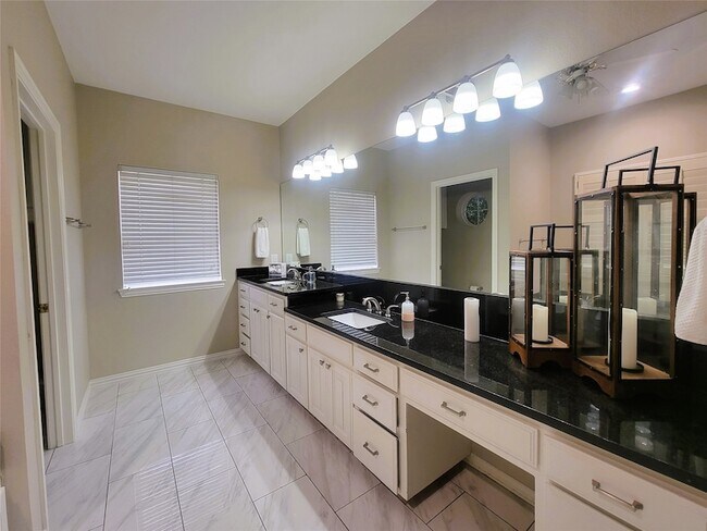 Building Photo - 2525 Colt Ln