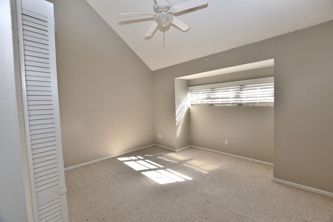 Building Photo - 28 Winders Creek