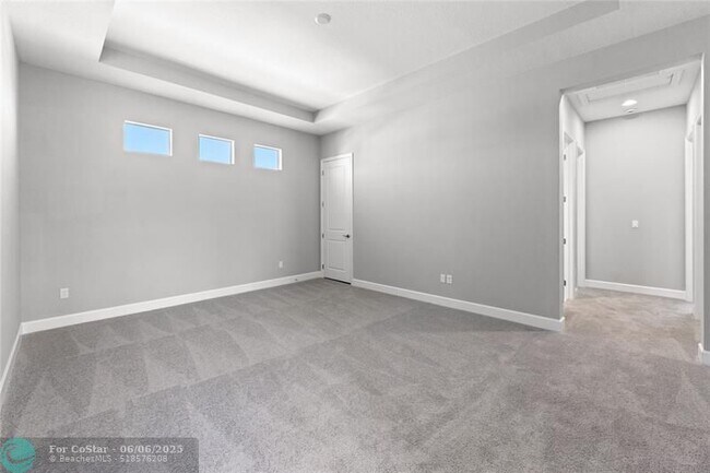 Building Photo - 5350 Liberty Ln