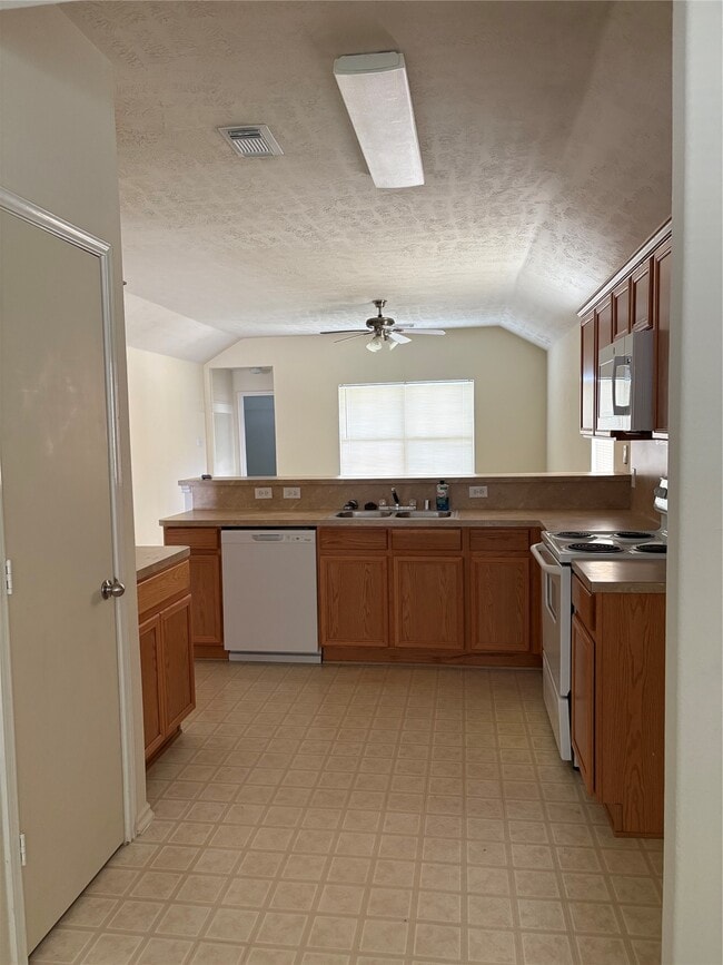 Building Photo - 19919 Parkstone Bend Ln