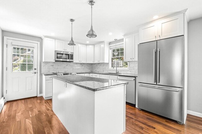 Building Photo - 38 Idora Ave