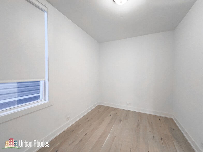 Building Photo - 2129 N Bingham St