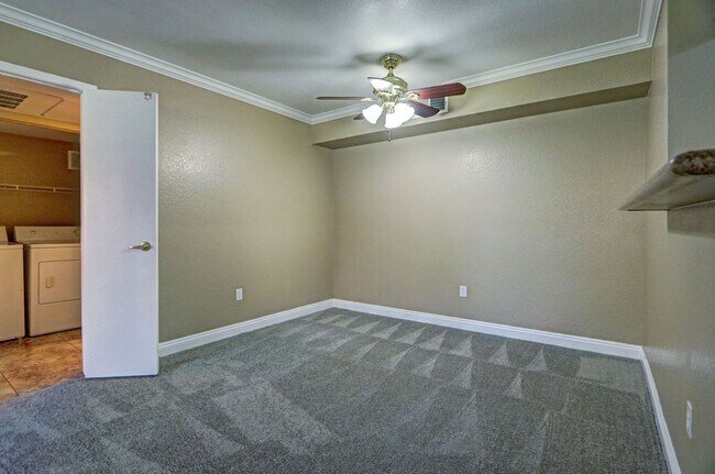 Building Photo - Fabulous Home!