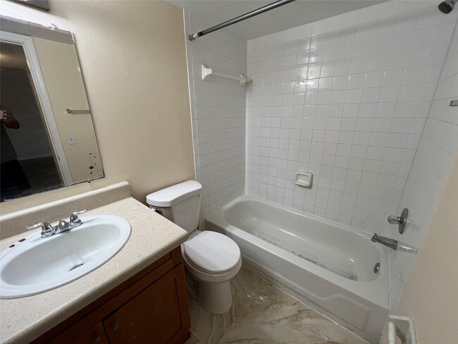 Building Photo - 2431 NW 56th Ave