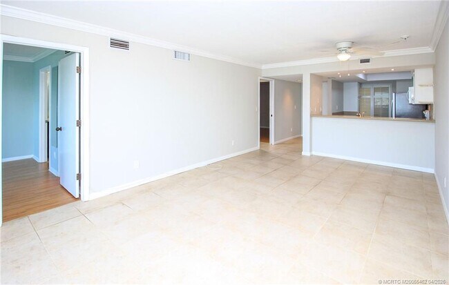 Building Photo - 4540 NE Sandpebble Trce