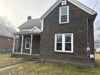 Building Photo - Spacious 3 Bedroom Home in the Heart of Downtown Delaware, OH!