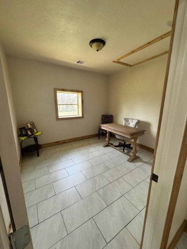 Building Photo - 9500 Bissell Rd