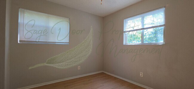 Building Photo - 5529-5531 Freeman Ct