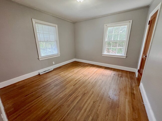 Building Photo - PENDING