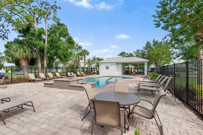 Building Photo - WESTCHASE TOWNHOME AVAILABLE!