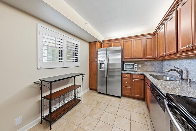 Building Photo - 400 Ocean Trail Way