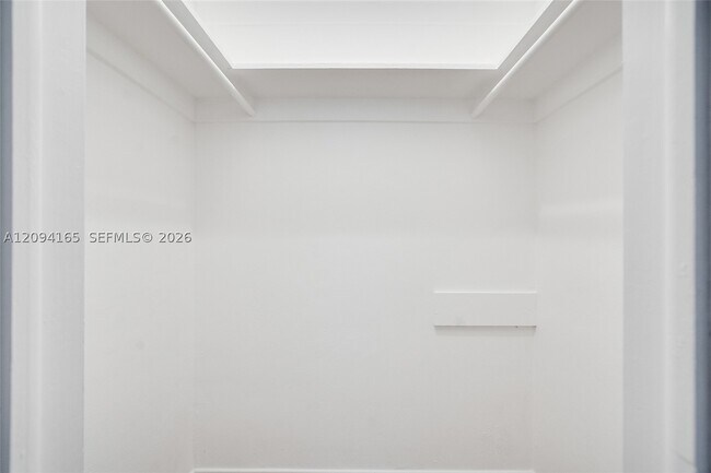 Building Photo - 50 FL-5