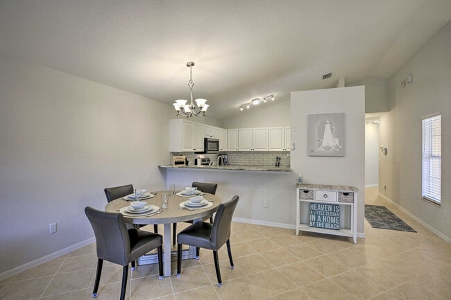 Building Photo - 10280 Crepe Jasmine Ln