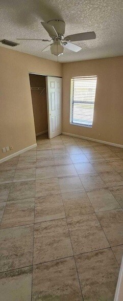 Building Photo - 13740 Yarmouth Dr