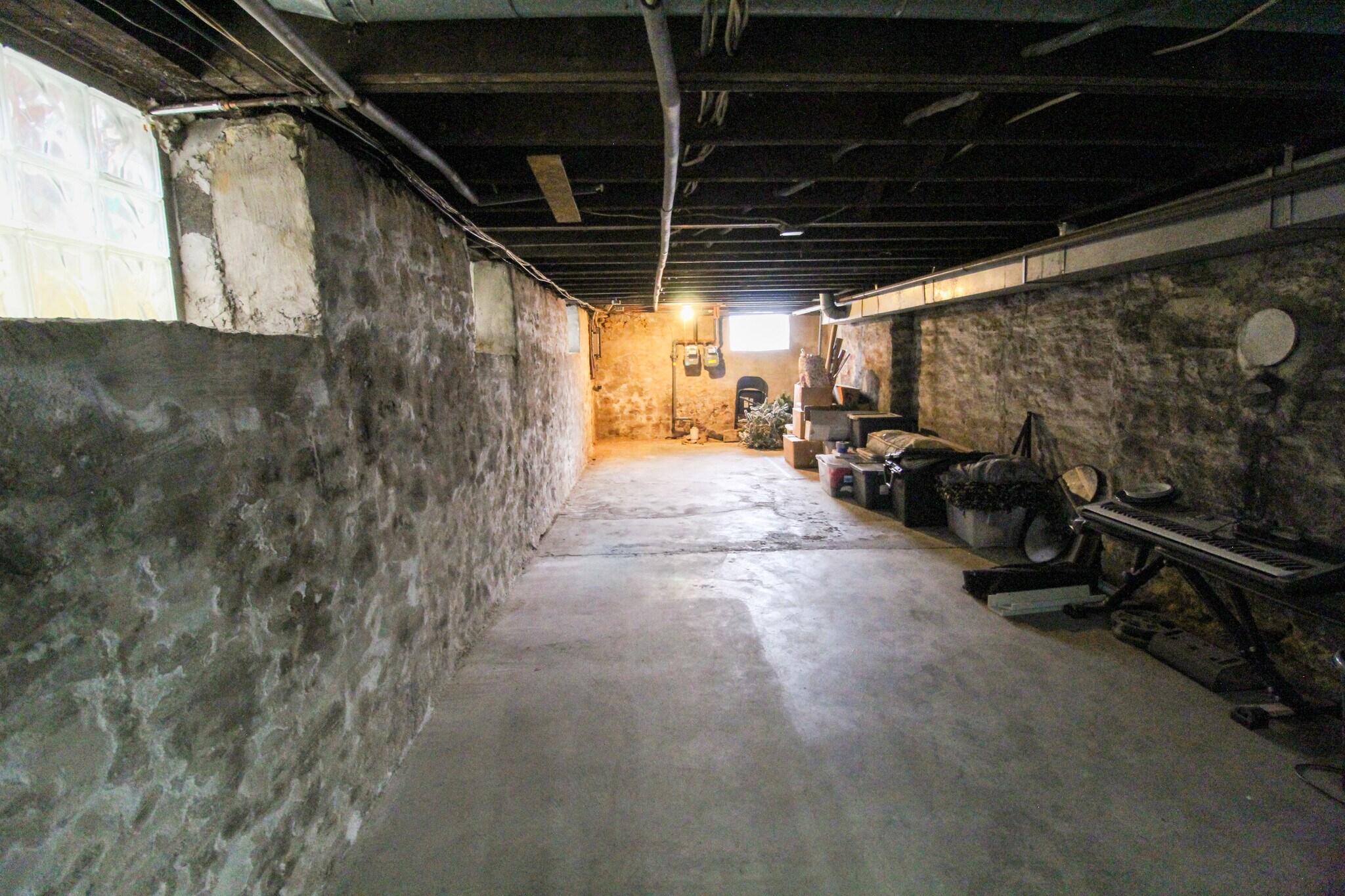 Shared Basement Storage - 421 Hopkins St
