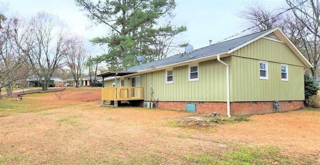 Building Photo - 401 Bethel Dr