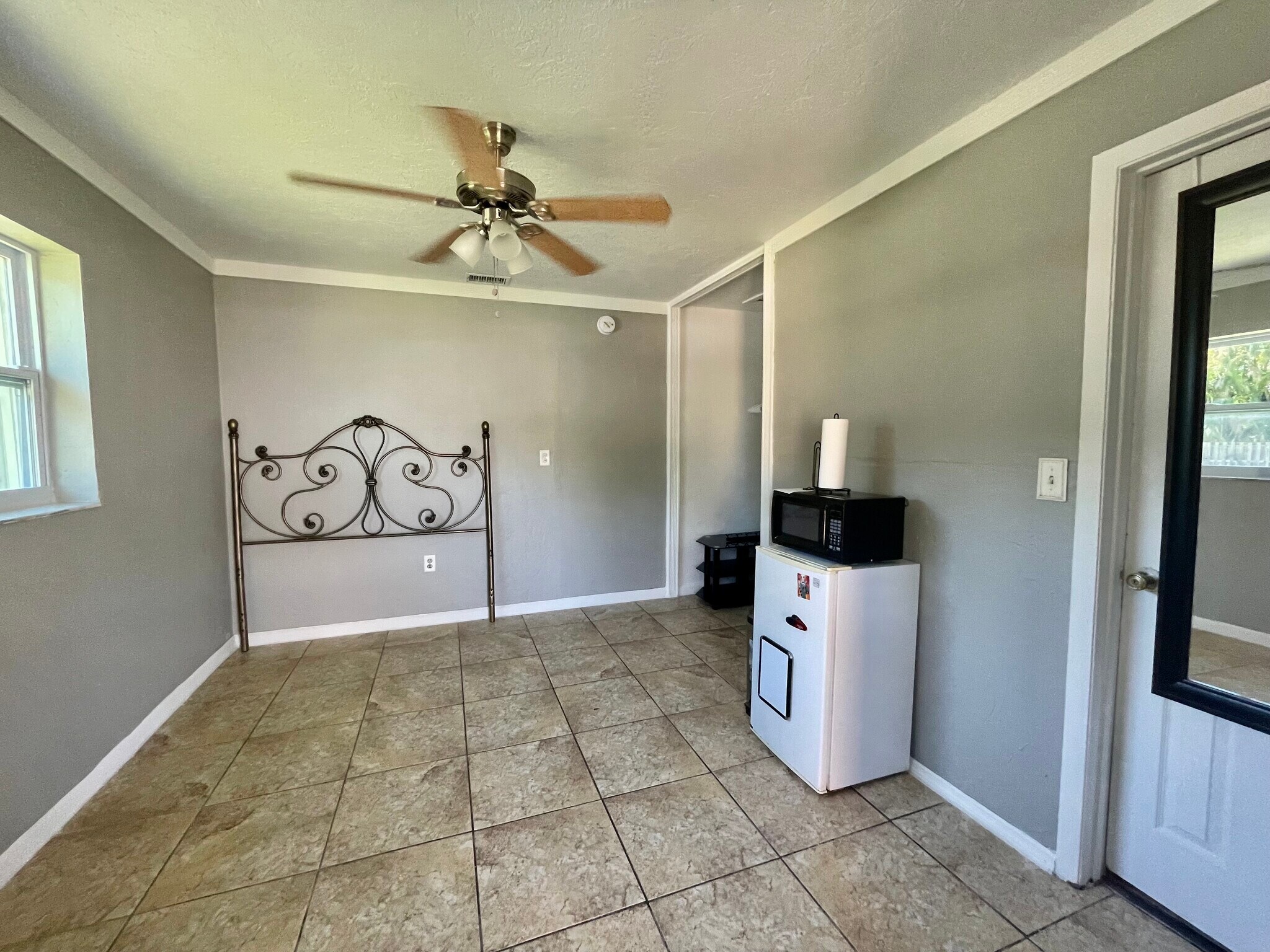 Building Photo - 30008 SW 159th Dr