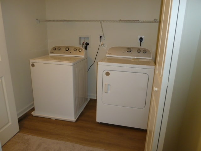 Building Photo - 860 Champions Dr