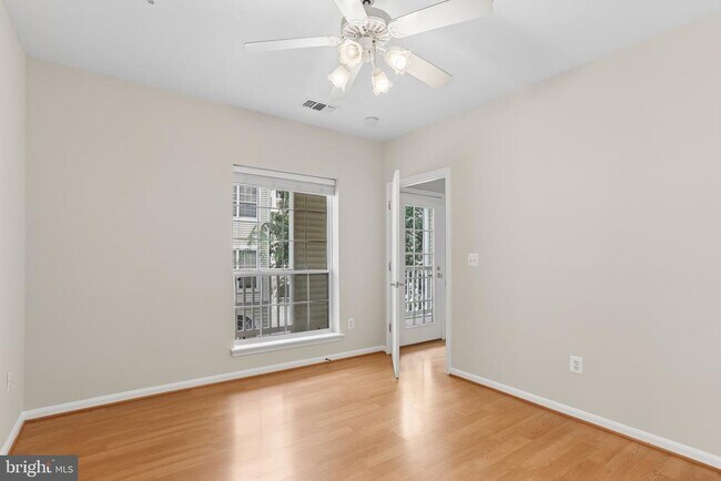 Building Photo - 4561 Strutfield Ln