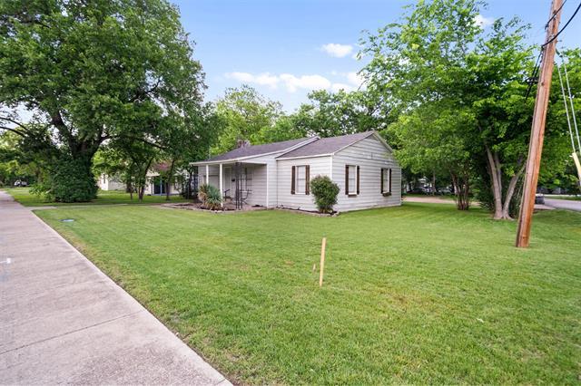 Building Photo - 920 N Virginia St