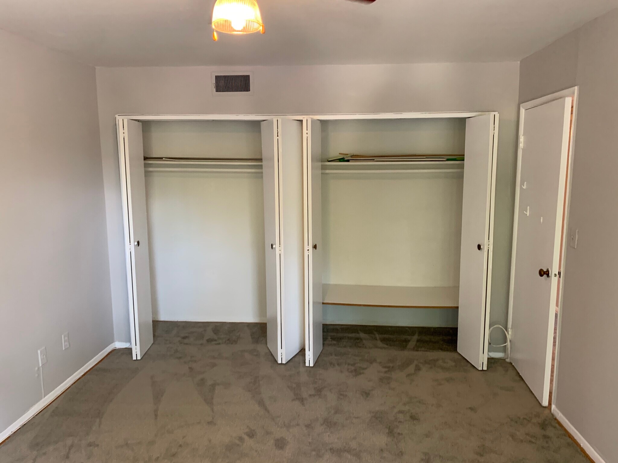 Building Photo - 7509 Spring Lake Dr