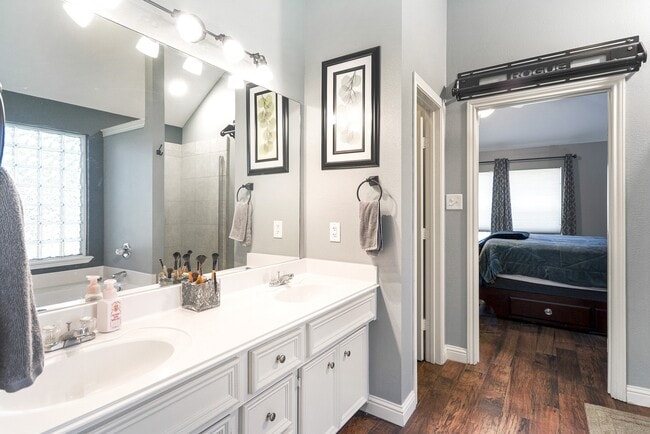 Building Photo - 28139 Canyon Wren Dr