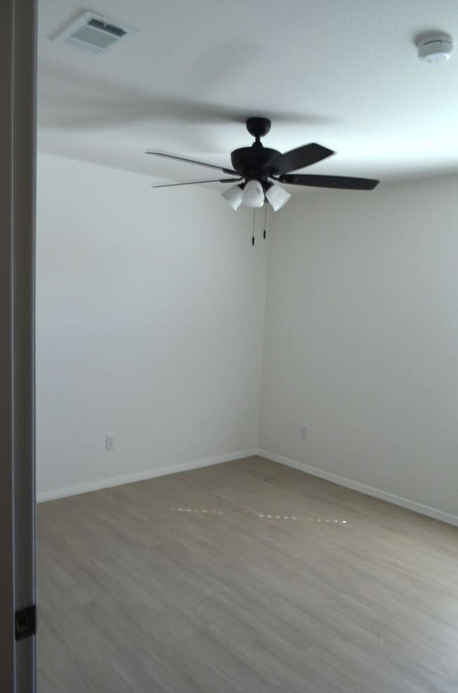 Building Photo - 1419 Indian Camp Trail