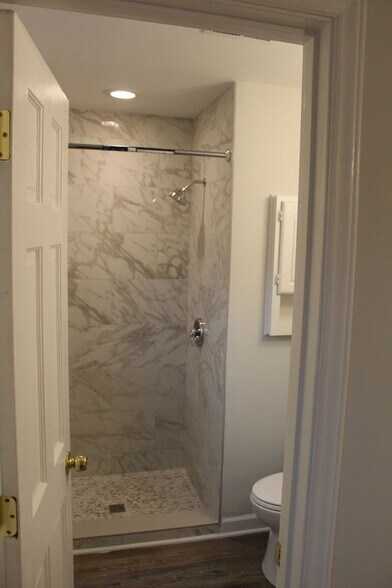 Building Photo - 3030 Studley Rd