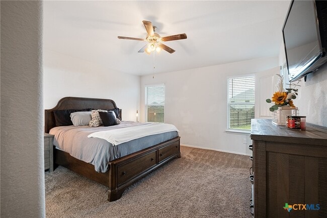 Building Photo - 5541 Perdita Dr