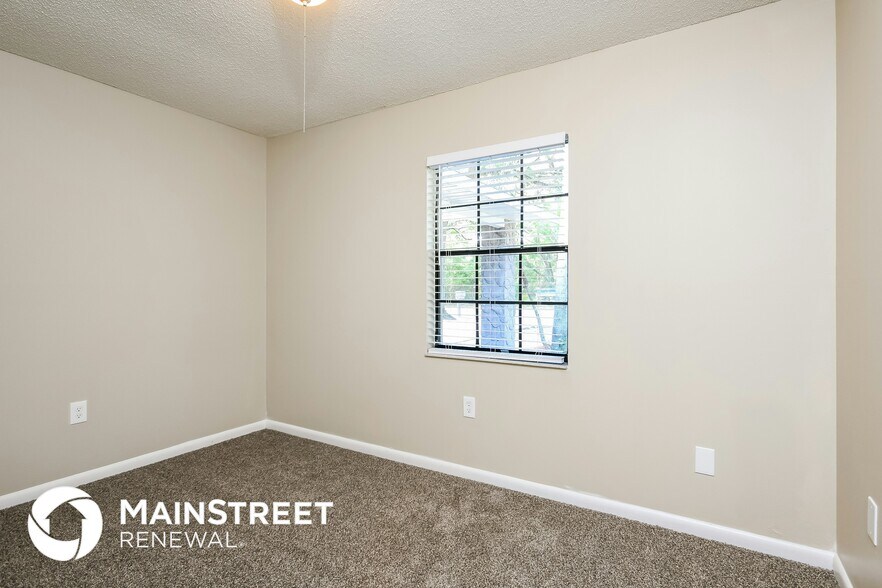 Building Photo - 2853 Magnolia Ave