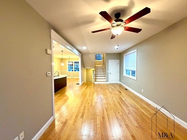 Building Photo - 46B Dominion Rd