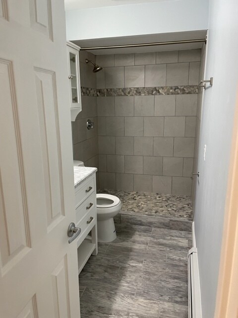 CUSTOM BATH - 297 Macrae Rd