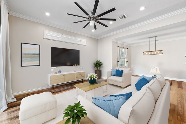 Building Photo - 10352 SW Westlawn Blvd