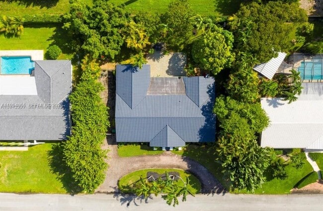 Building Photo - 13371 SW 97th Ct