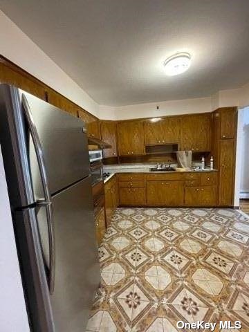 Building Photo - 61-23 Tonsor St