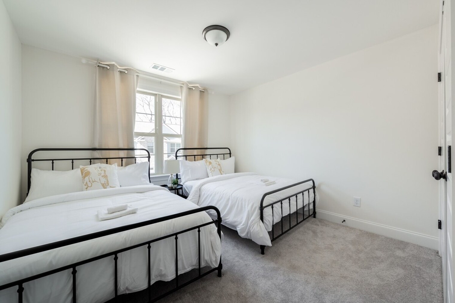 Building Photo - 3319 Old Hickory Blvd