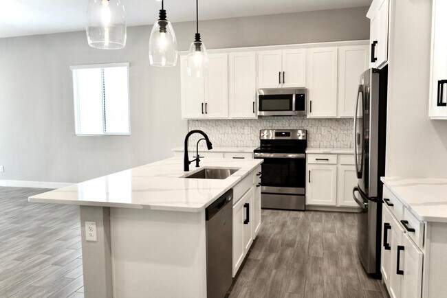 Building Photo - 20047 W Turney Ave