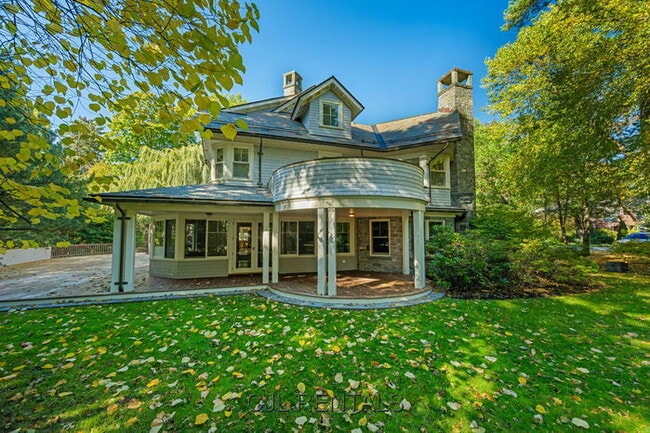 Building Photo - 29 Merrill Rd