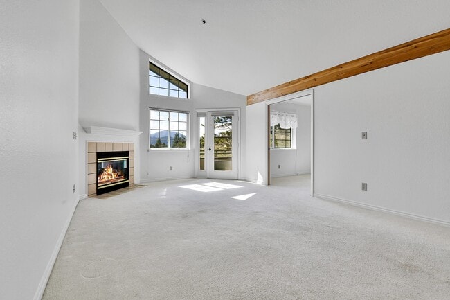 Building Photo - 31819 Rocky Village Dr